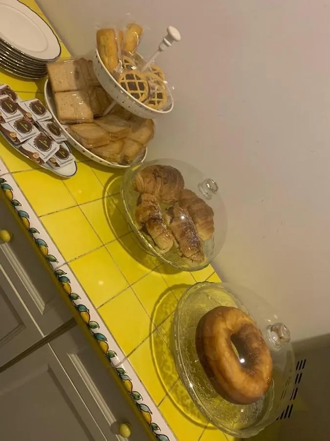 Oda ve Kahvaltı Ania Hotels Napoli